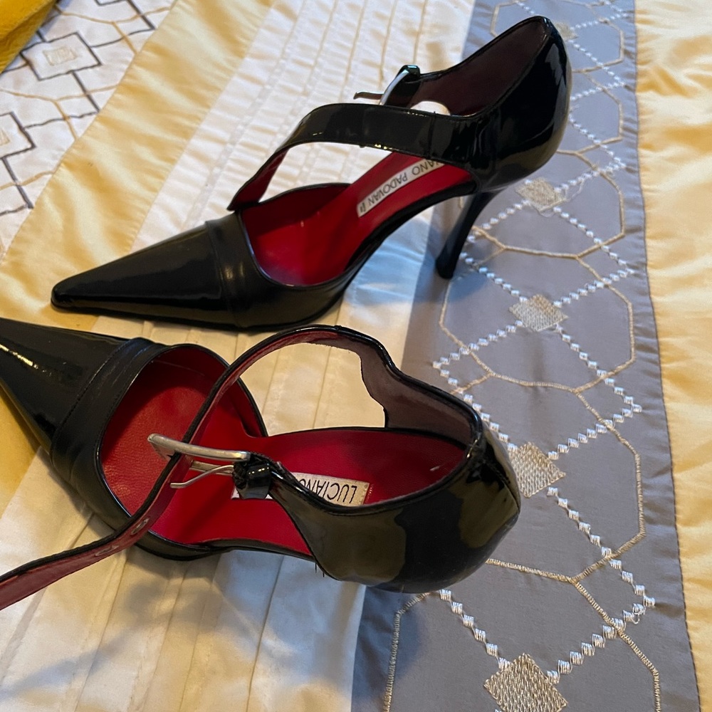 BRAND NEW IN BOX Luciano Padovan heels, red interior, pure leather, vero cuoio